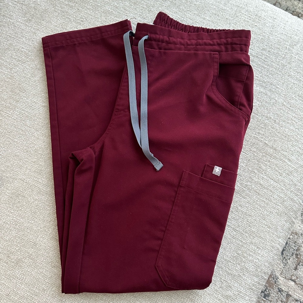 Figs Yola scrub pants and Casma scrub top